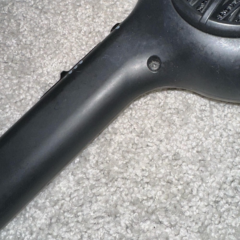 BioIonic Hair Dryer - Picture 4 of 4